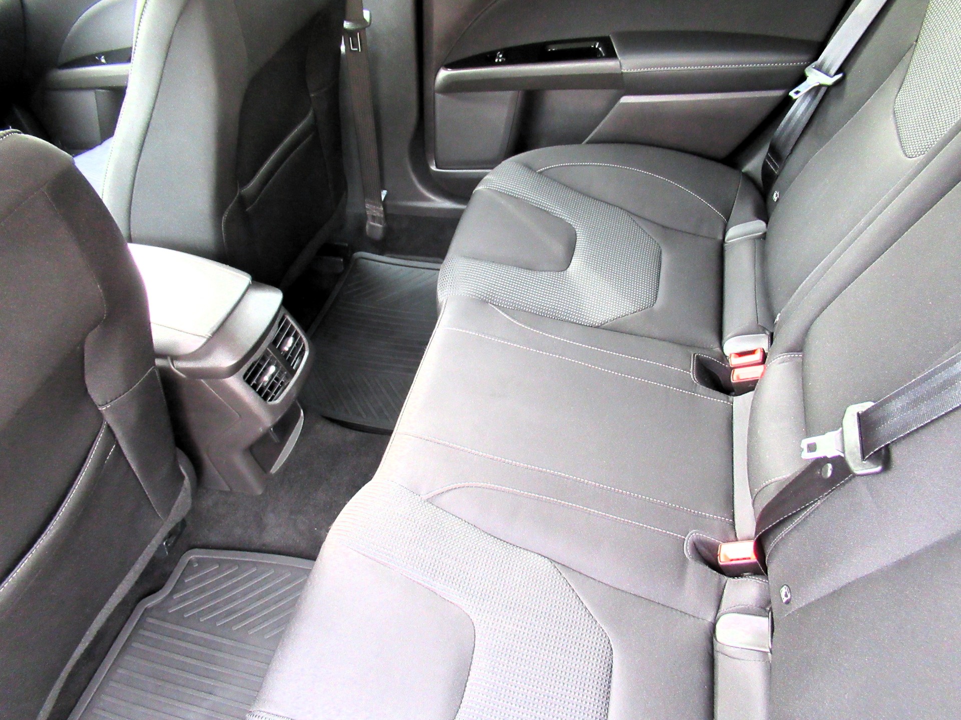 FORD Mondeo 2.0 TDCi Titanium Automatik-image-5