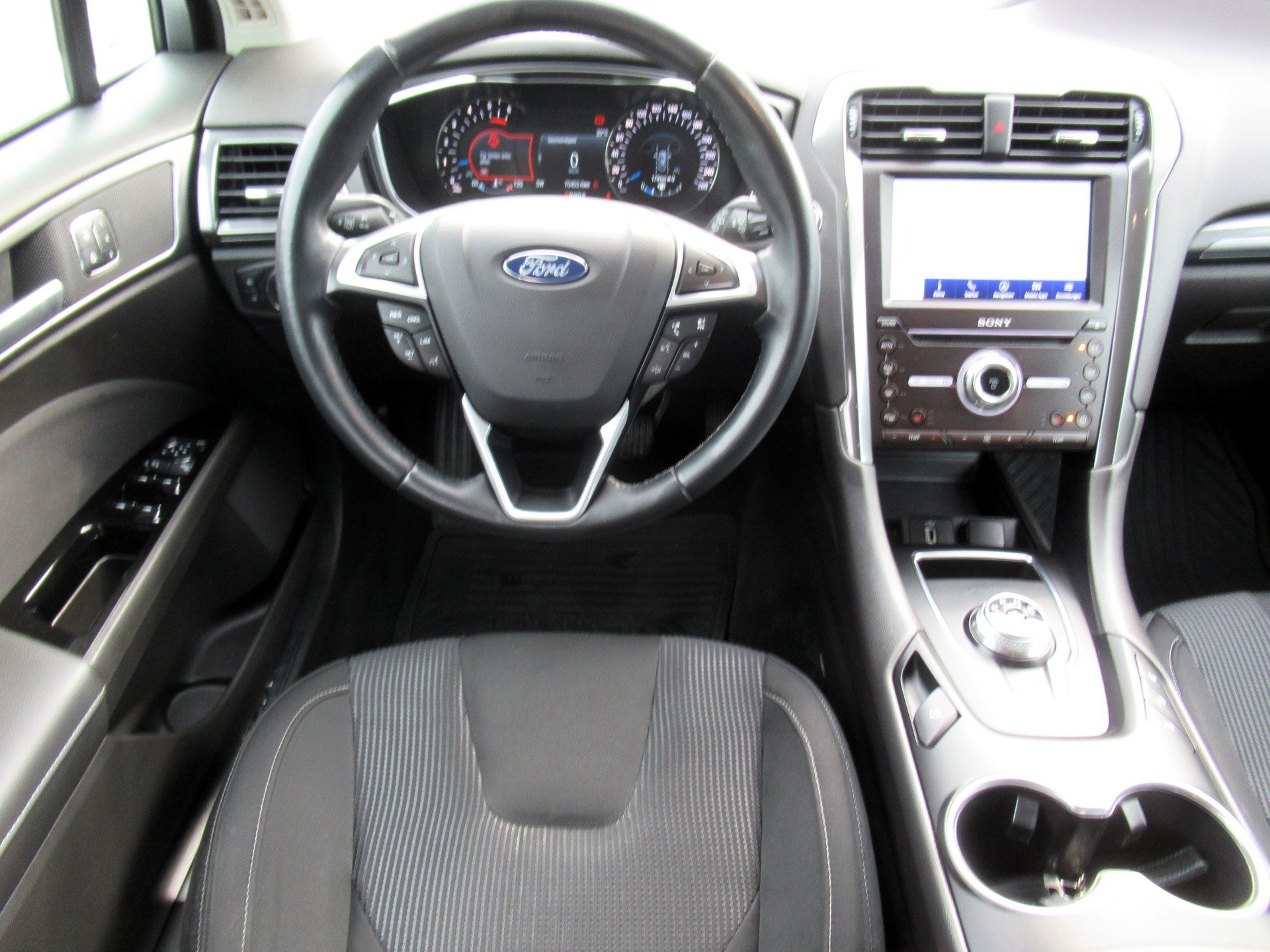 FORD Mondeo 2.0 TDCi Titanium Automatik-image-6