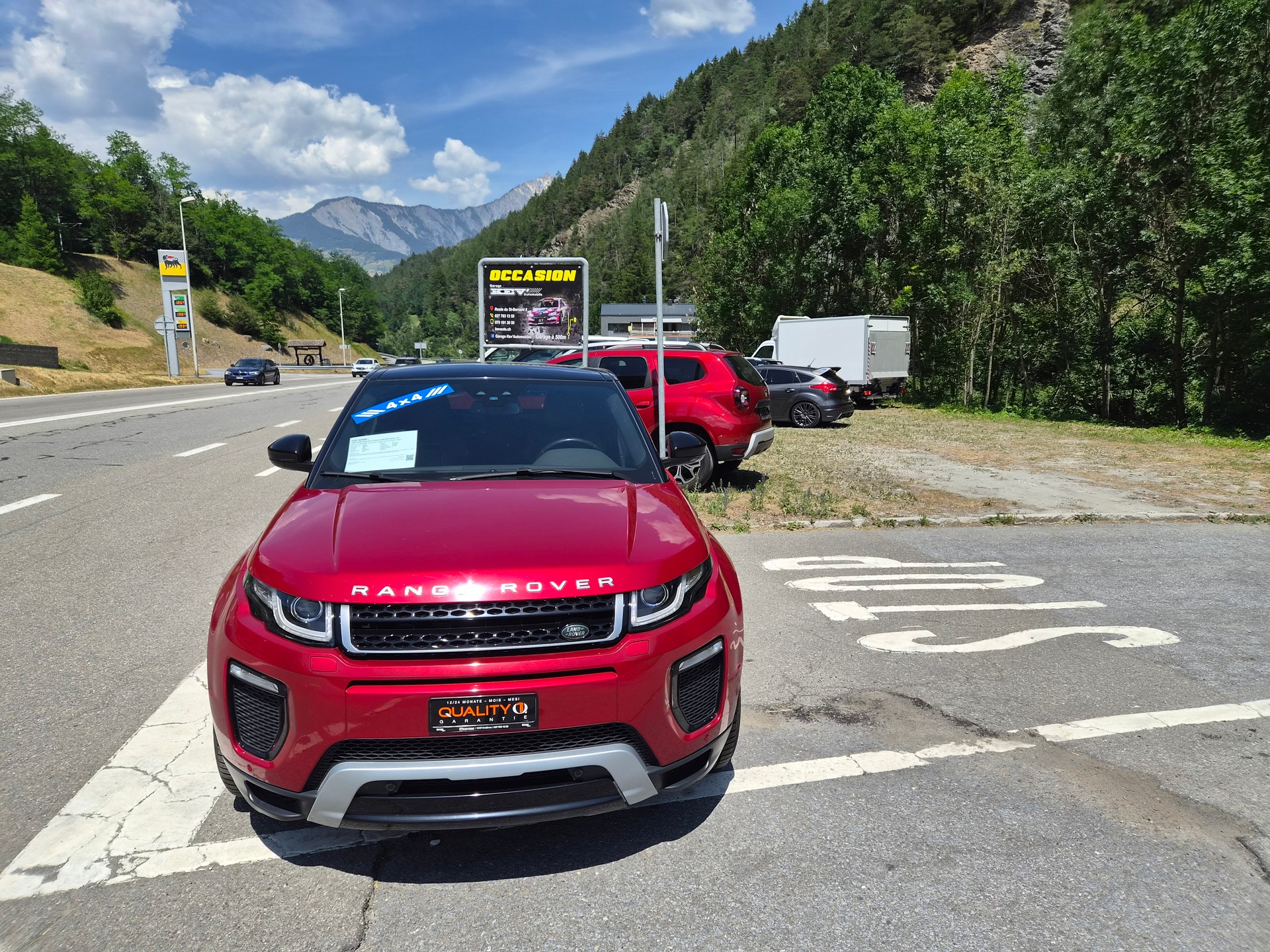 LAND ROVER Range Rover Evoque 2.0 SD4 HSE Dynamic AT9-image-3