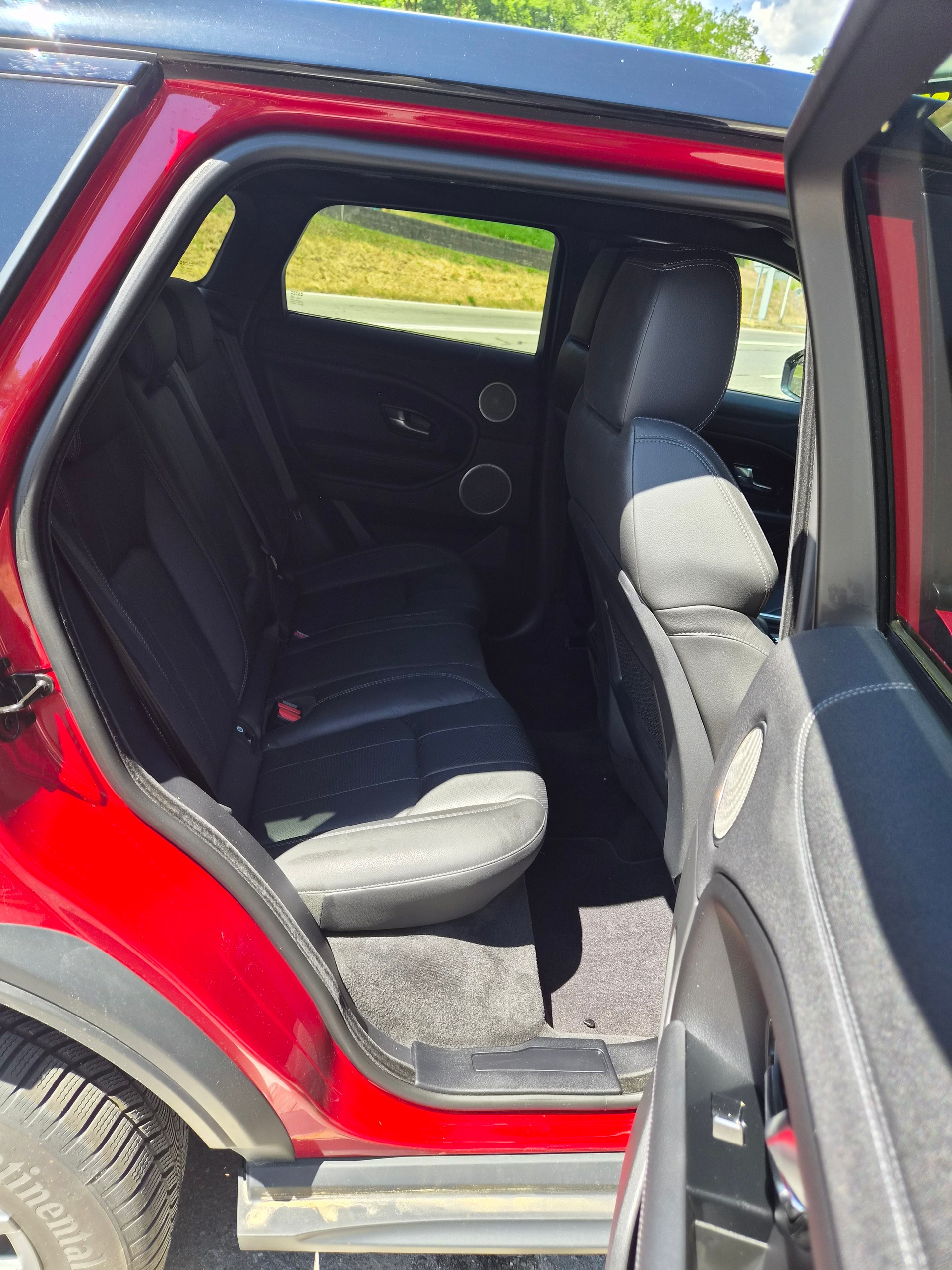 LAND ROVER Range Rover Evoque 2.0 SD4 HSE Dynamic AT9-image-9