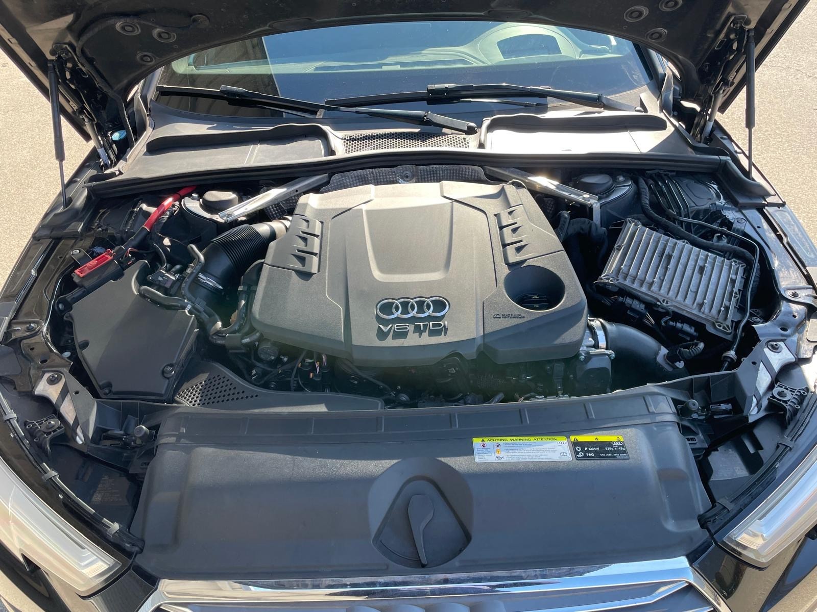AUDI A4 Avant 3.0 TDI quattro S-tronic-image-13