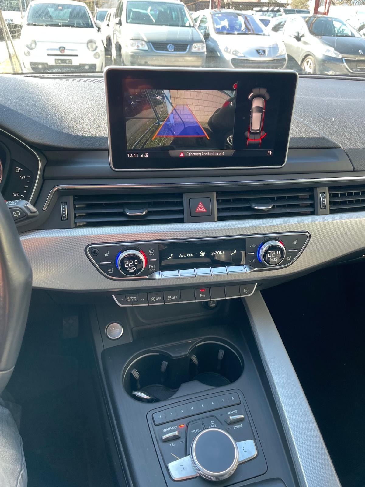 AUDI A4 Avant 3.0 TDI quattro S-tronic-image-10