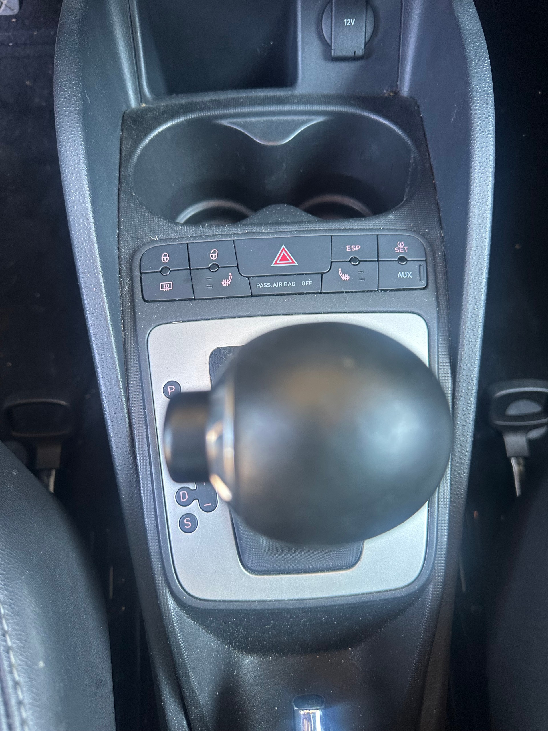 SEAT Ibiza 1.2 TSI Sport DSG-image-13
