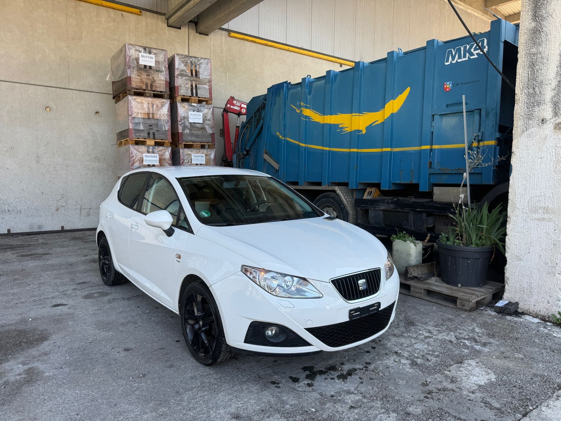 SEAT Ibiza 1.2 TSI Sport DSG-image-0