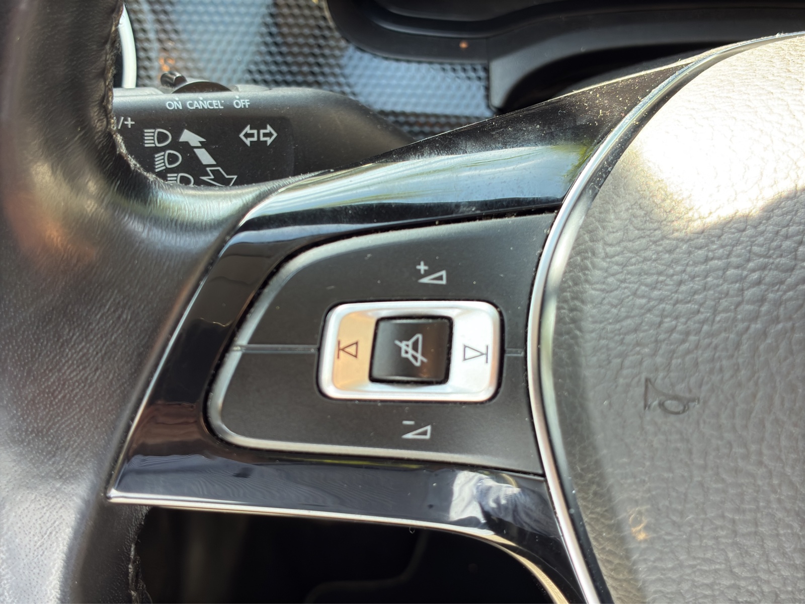 VW e-Up-image-14