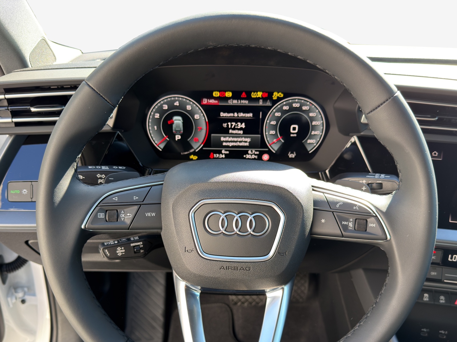 AUDI A3 Sportback TFSI 110 kW Attraction S tronic-image-9