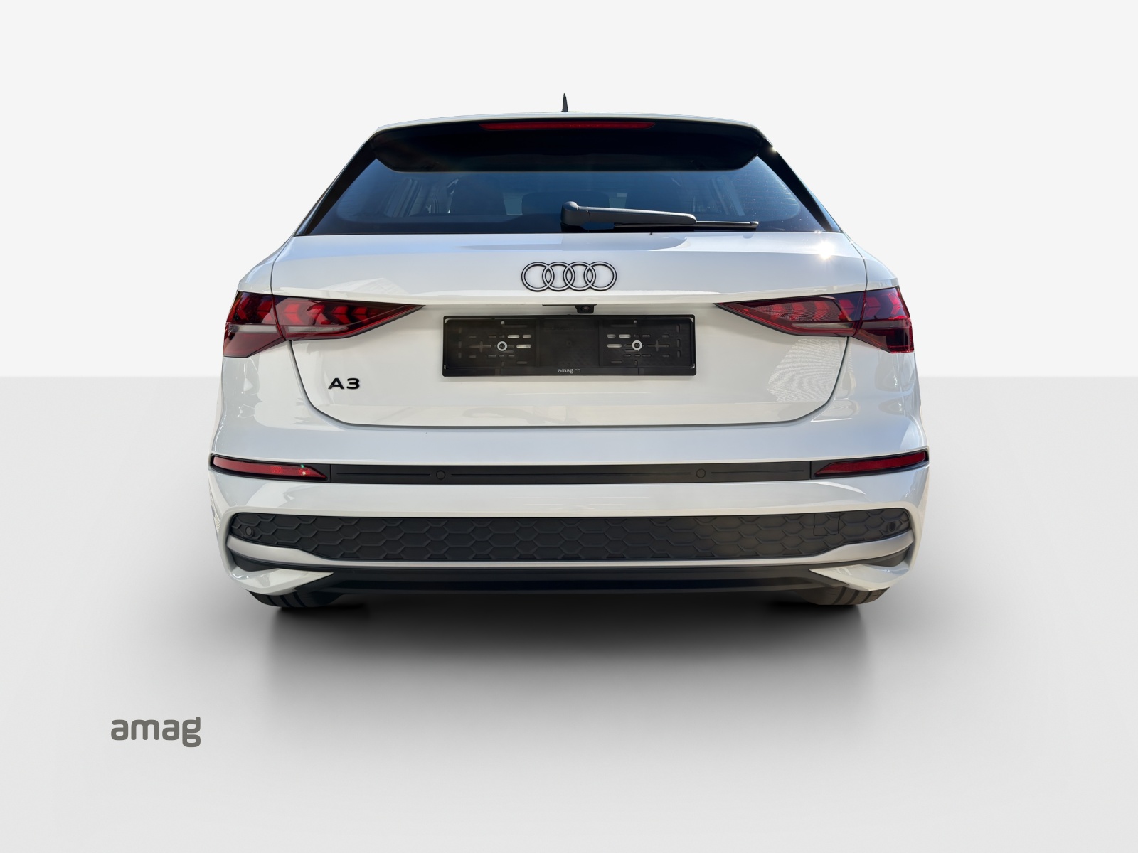 AUDI A3 Sportback TFSI 110 kW Attraction S tronic-showroom-element-3