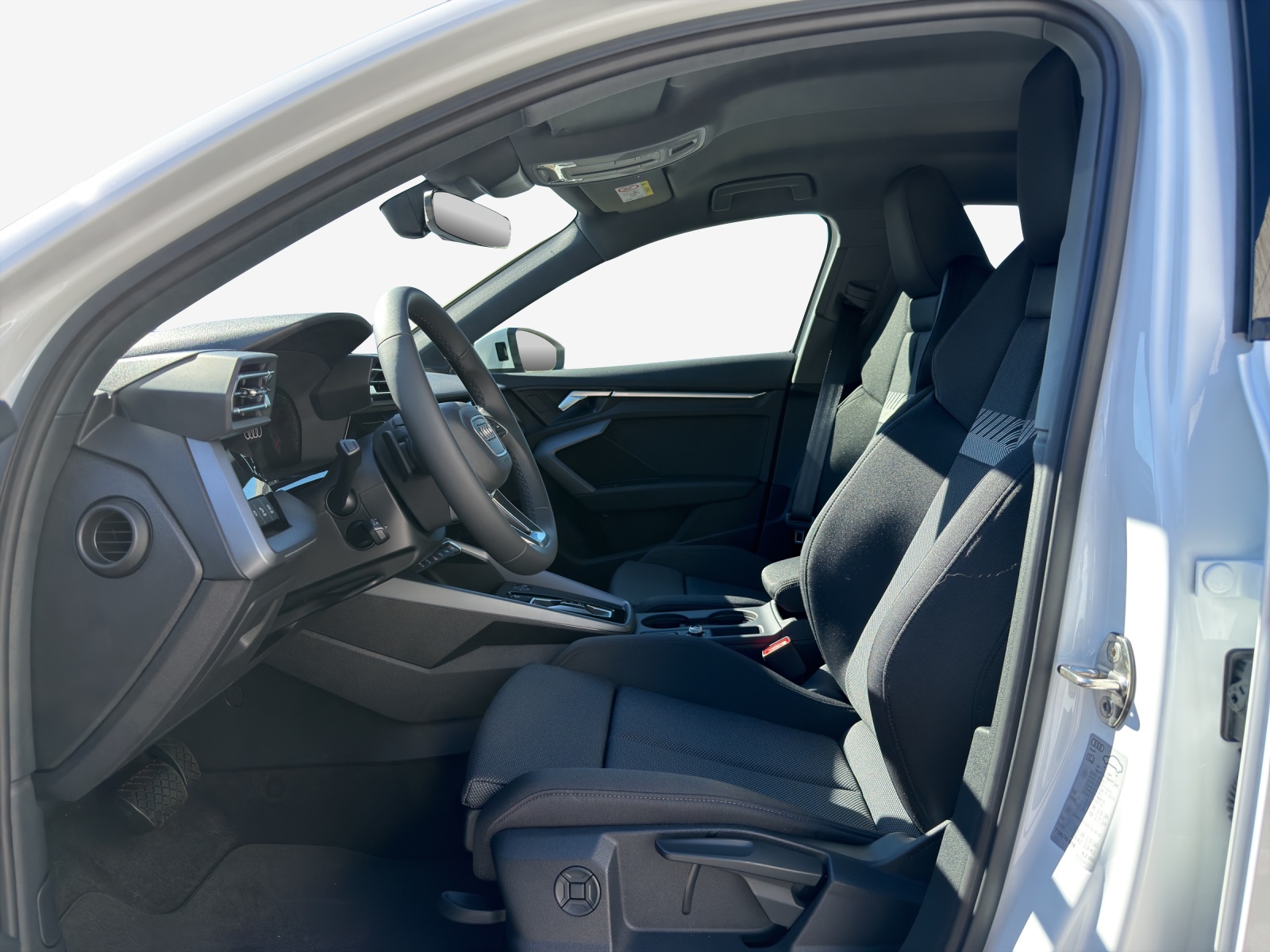 AUDI A3 Sportback TFSI 110 kW Attraction S tronic-image-7