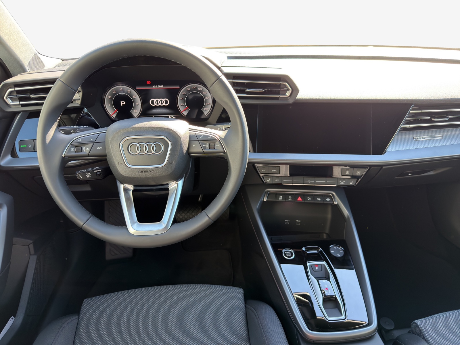 AUDI A3 Sportback TFSI 110 kW Attraction S tronic-image-8