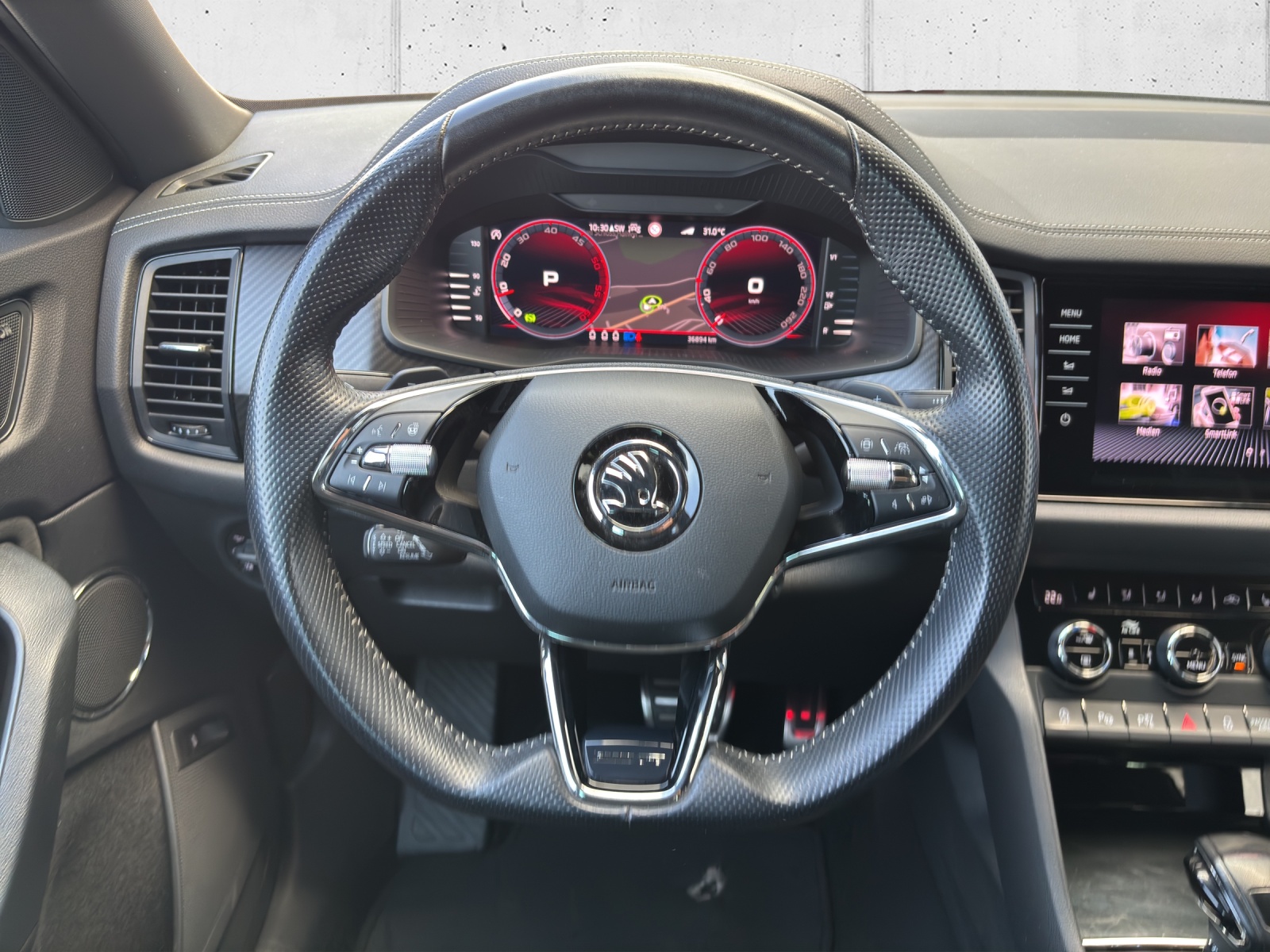 SKODA Kodiaq 2.0 TDI CR SportLine 4x4 DSG mit AHK & Standheizung-image-13