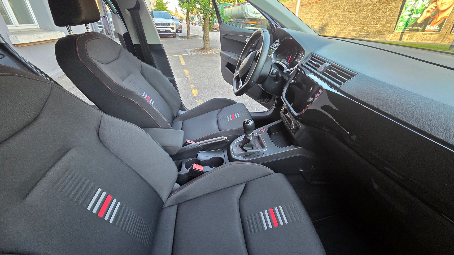 SEAT Ibiza 1.0 EcoTSI Swiss FR-image-8
