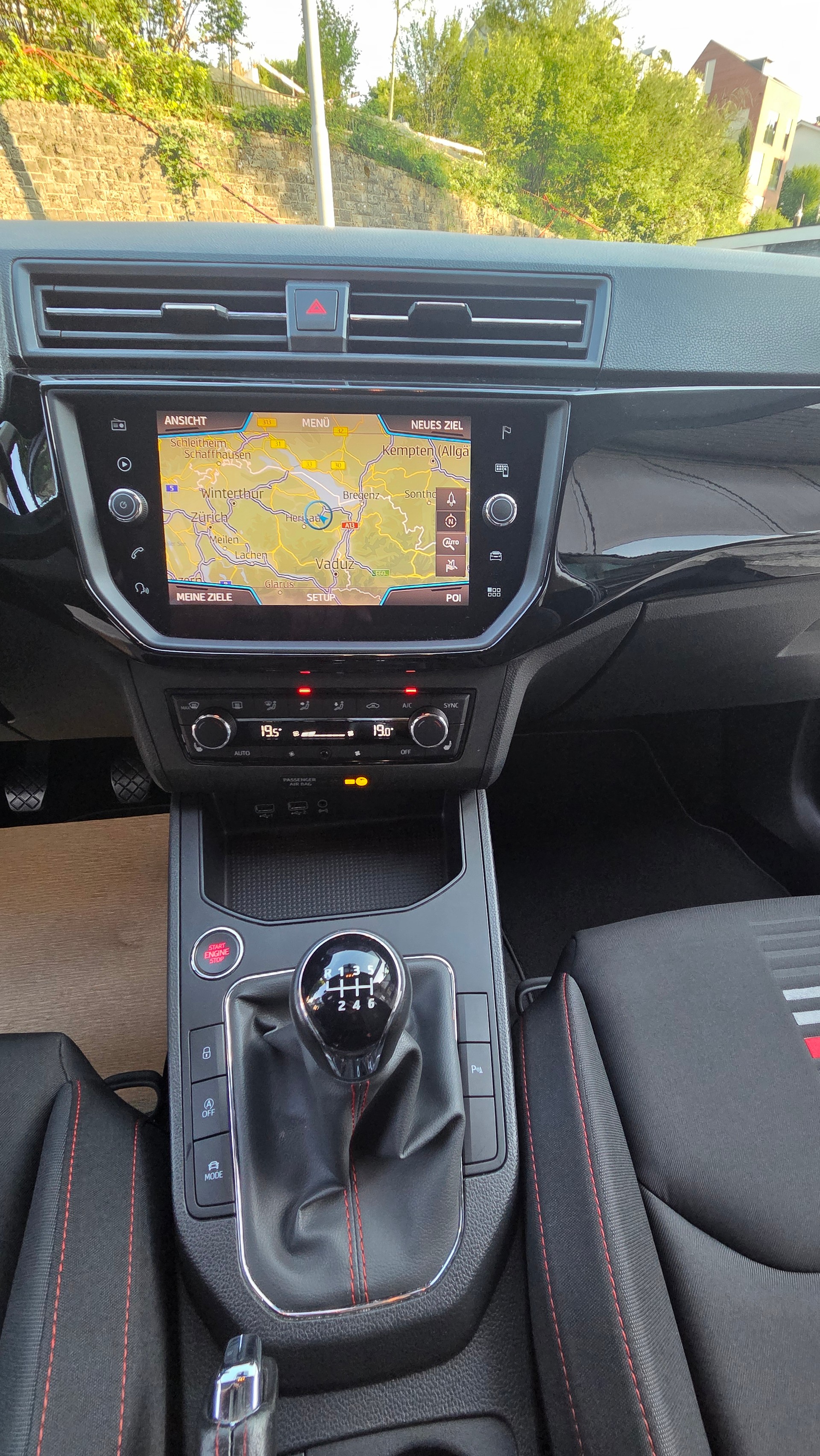 SEAT Ibiza 1.0 EcoTSI Swiss FR-image-12