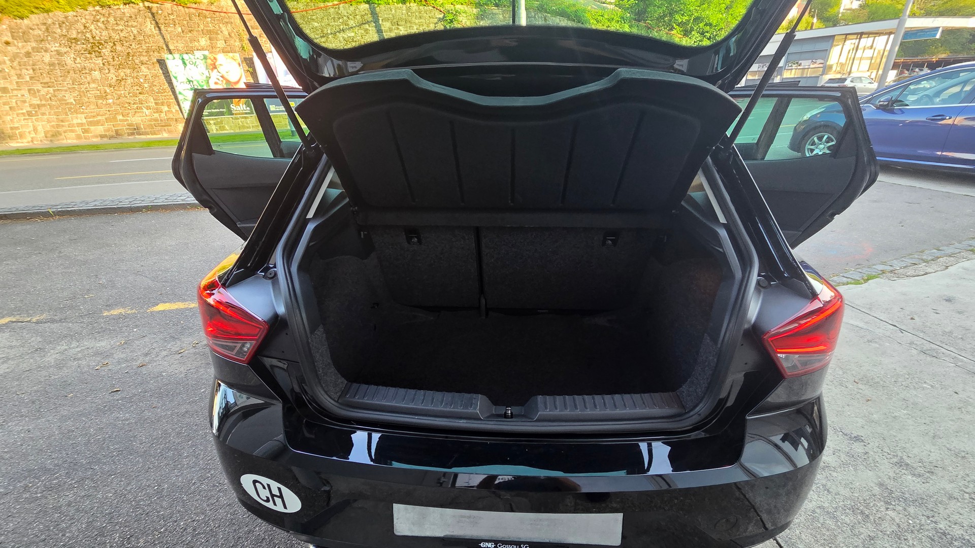 SEAT Ibiza 1.0 EcoTSI Swiss FR-image-10