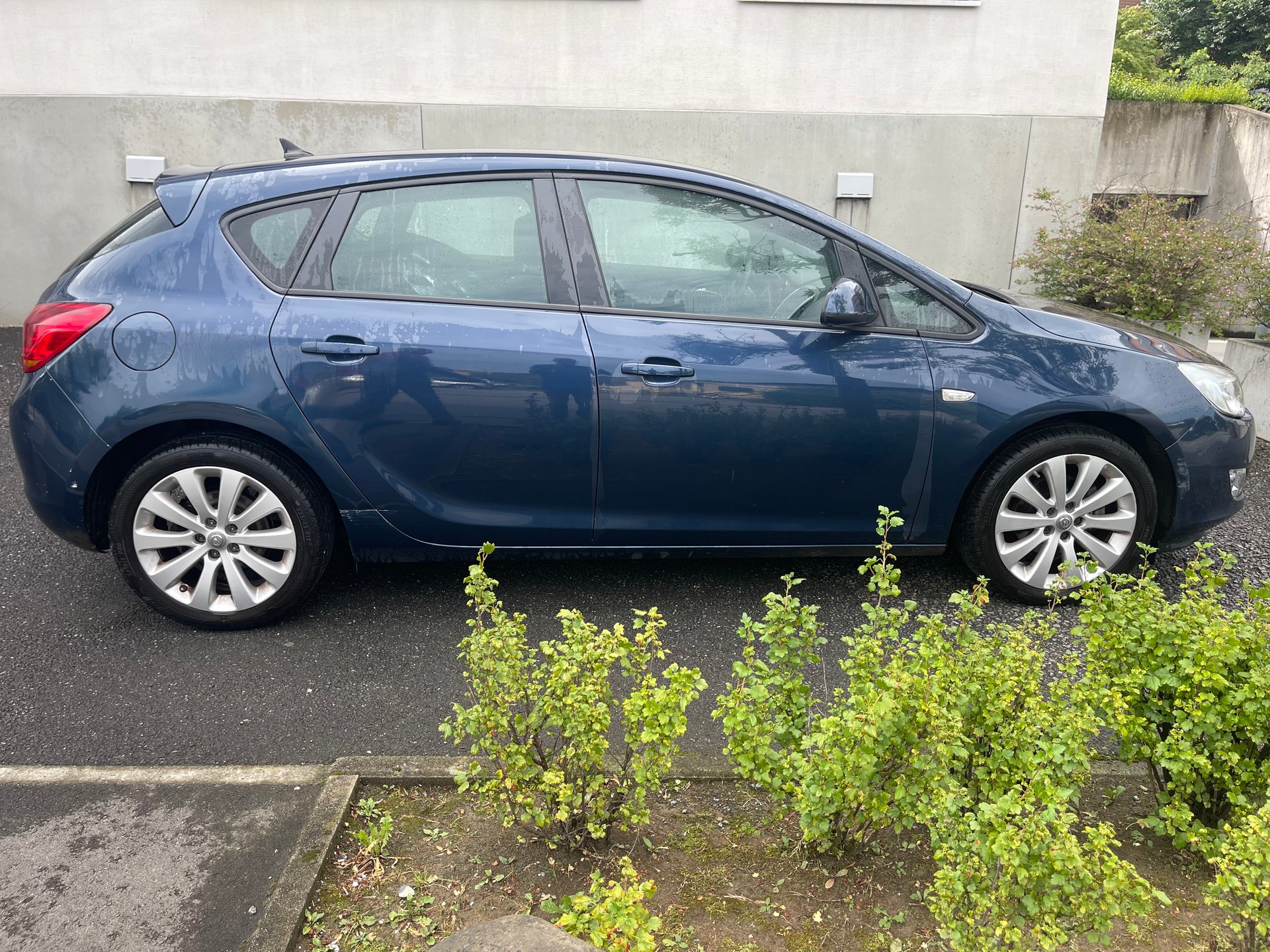OPEL Astra 1.6i 16V Automatic-image-2