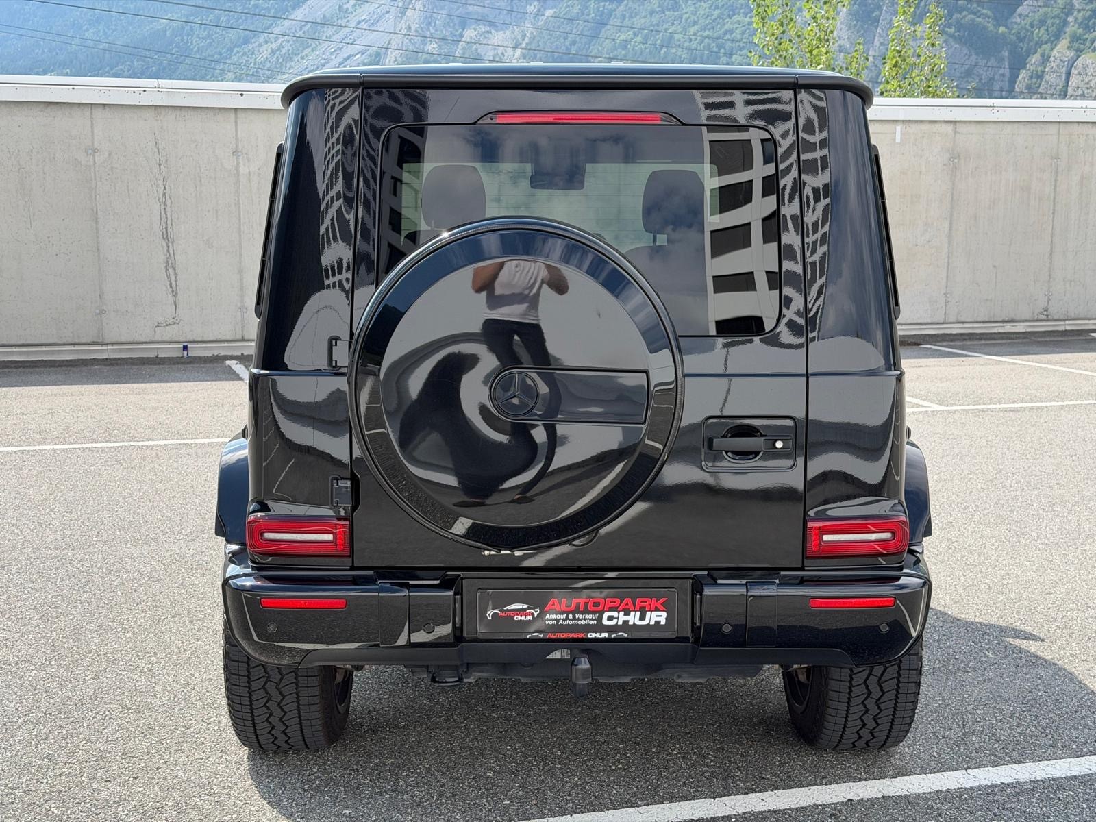 MERCEDES-BENZ G 350 d AMG Line 9G-Tronic-image-2