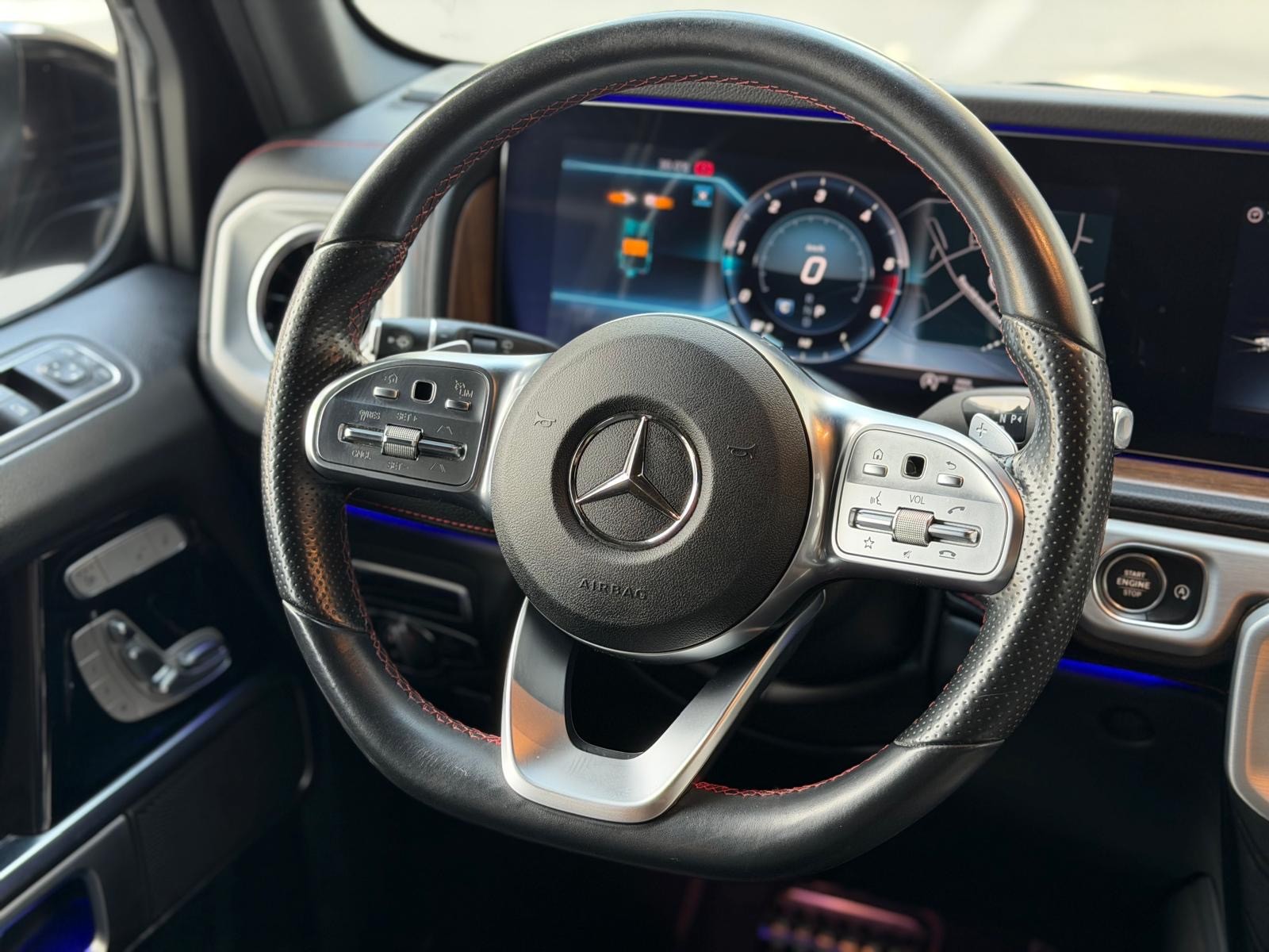 MERCEDES-BENZ G 350 d AMG Line 9G-Tronic-image-15