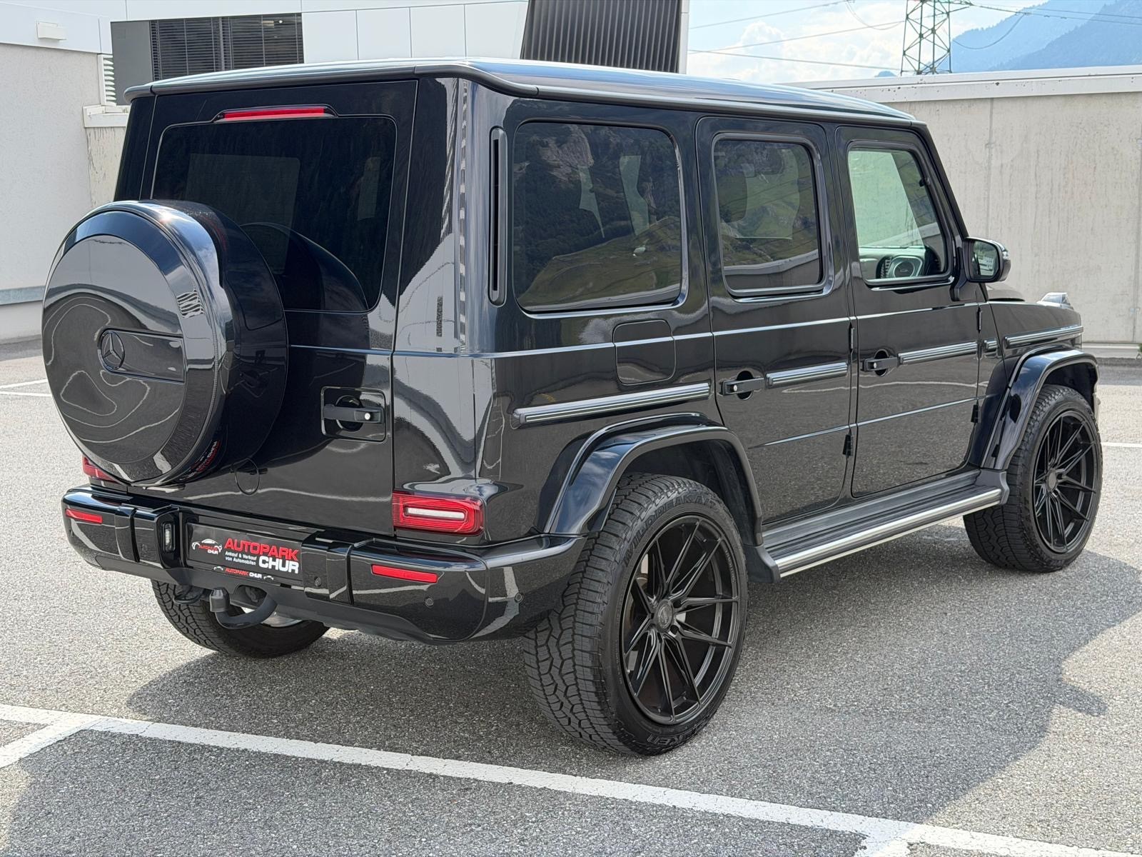 MERCEDES-BENZ G 350 d AMG Line 9G-Tronic-image-3