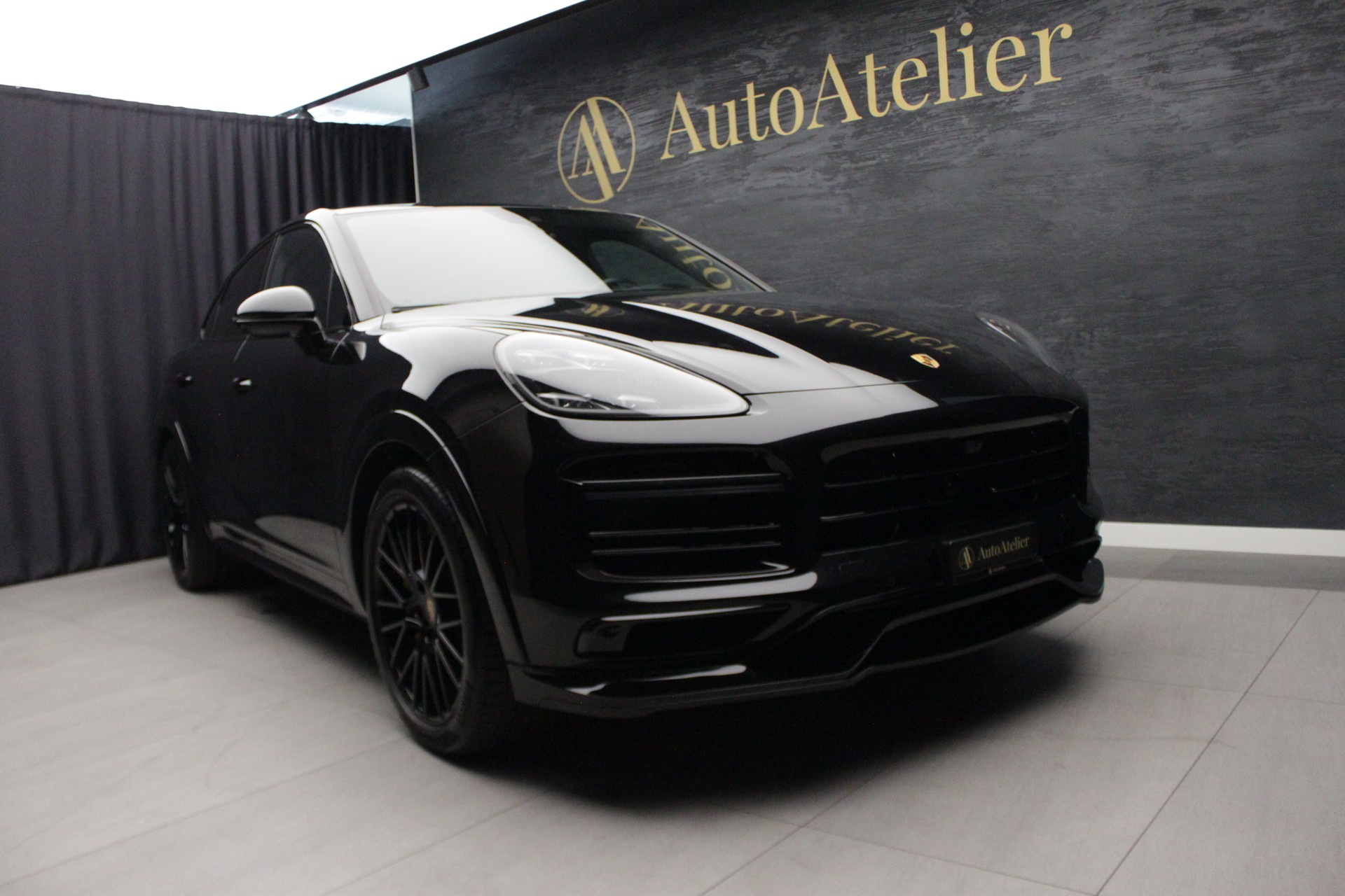 PORSCHE Cayenne Turbo Coupé S E-Hybrid
