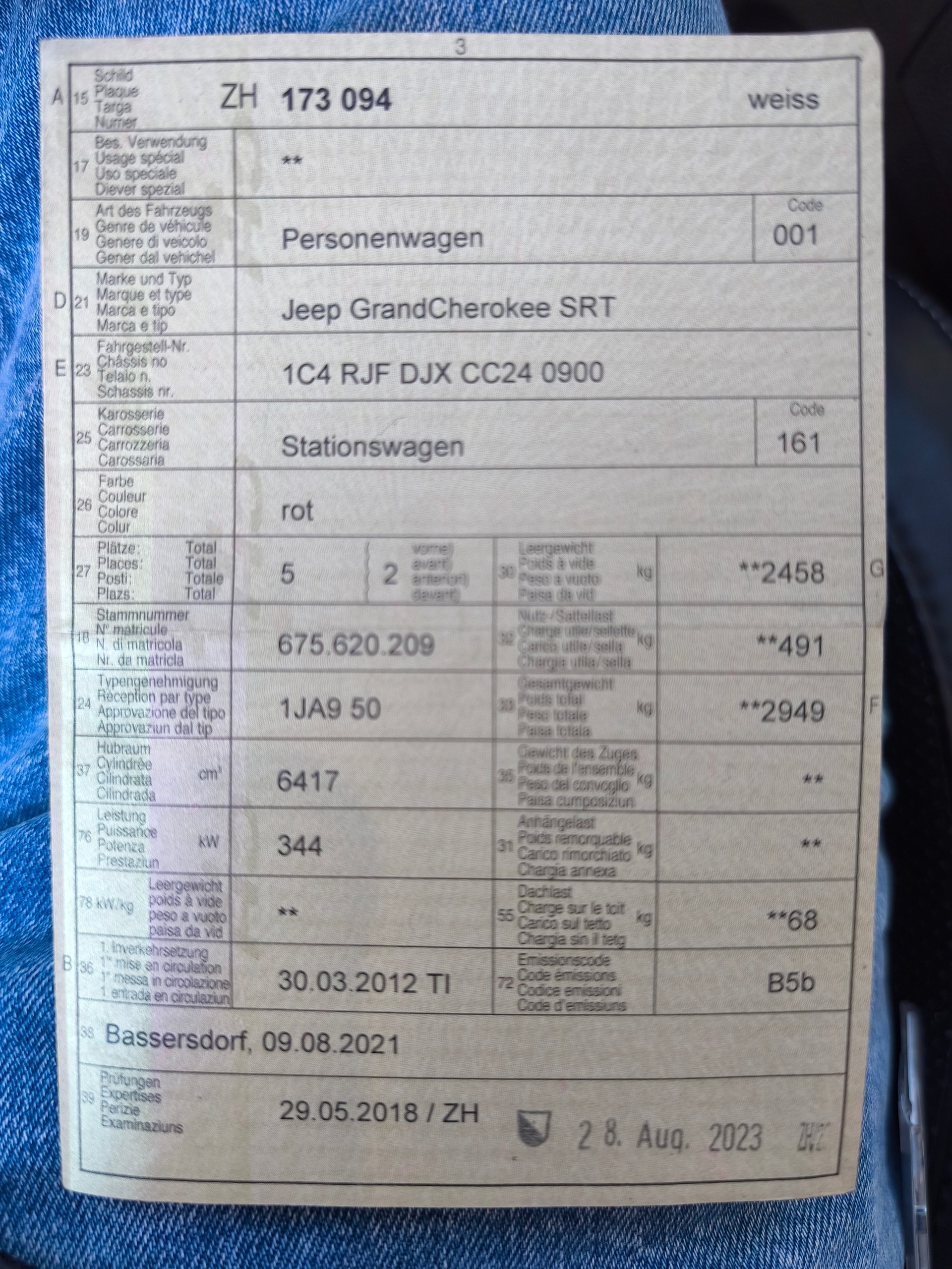 JEEP 6.4 V8 HEMI SRT8-image-5