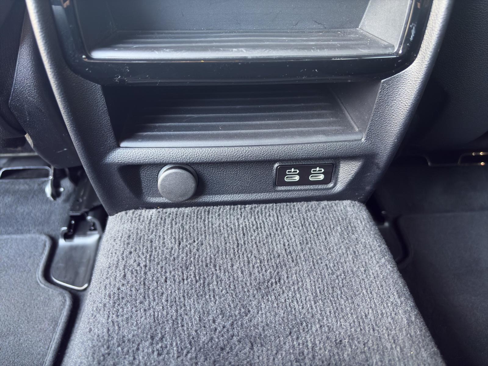 BMW 520d xDrive Touring-image-14