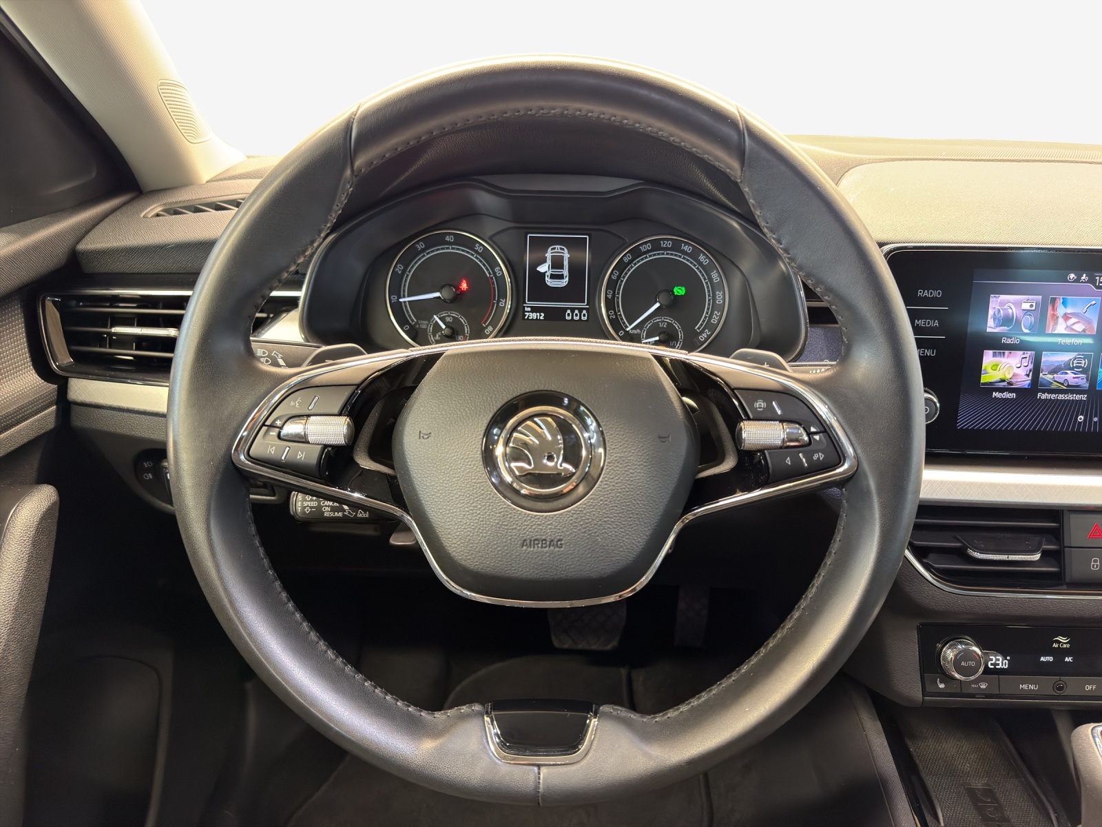 SKODA Scala 1.0 TSI Tour DSG-image-9