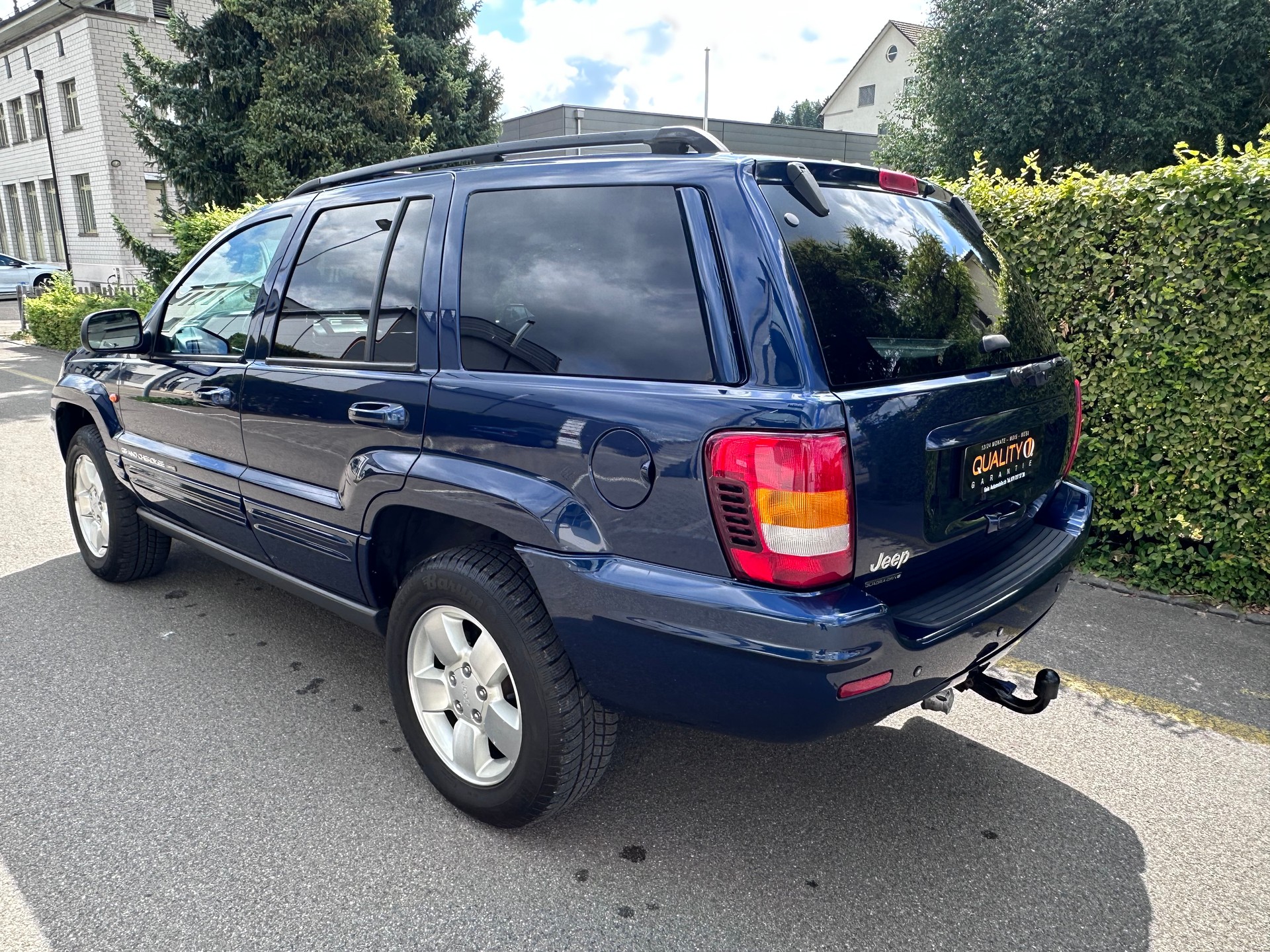 JEEP Grand Cherokee 2.7 CRD Limited Automatic-image-3