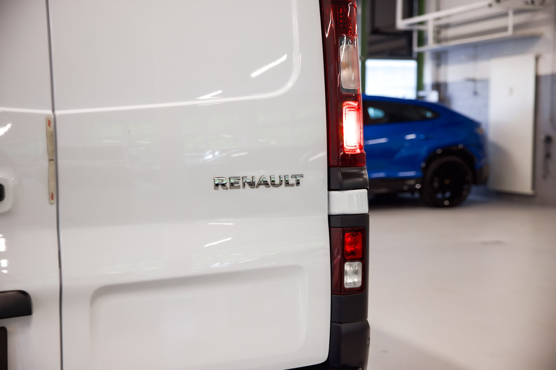 RENAULT Trafic 3.0t L1H1 2.0 dCi 110 Start-image-8