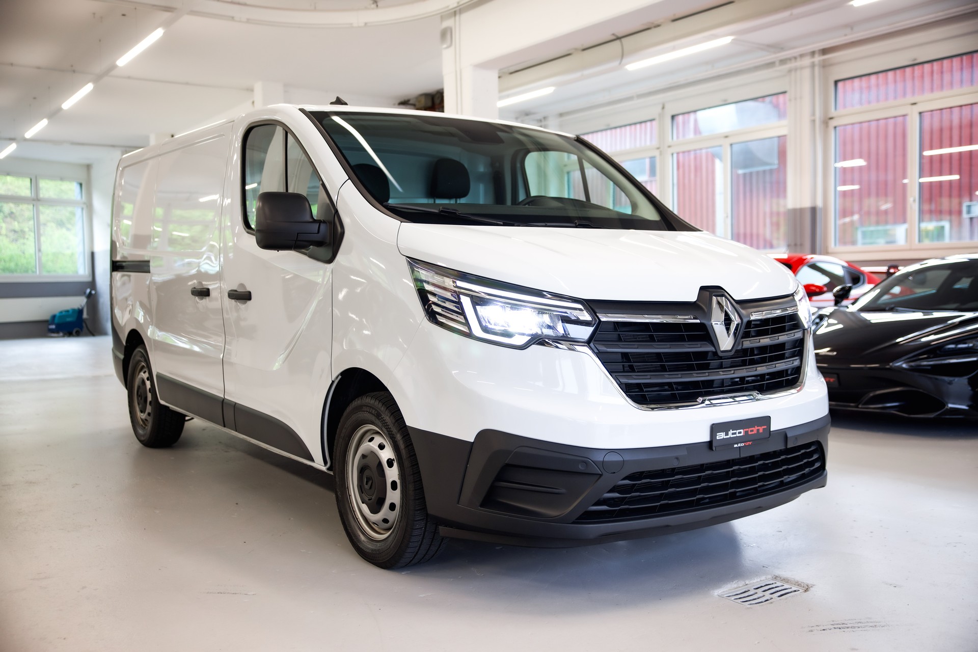 RENAULT Trafic 3.0t L1H1 2.0 dCi 110 Start-image-2