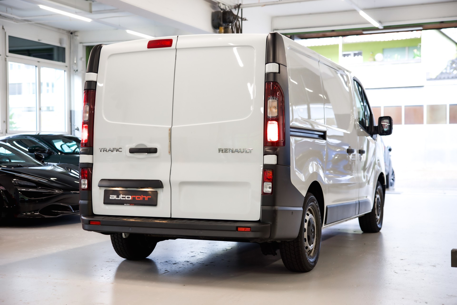RENAULT Trafic 3.0t L1H1 2.0 dCi 110 Start-image-5