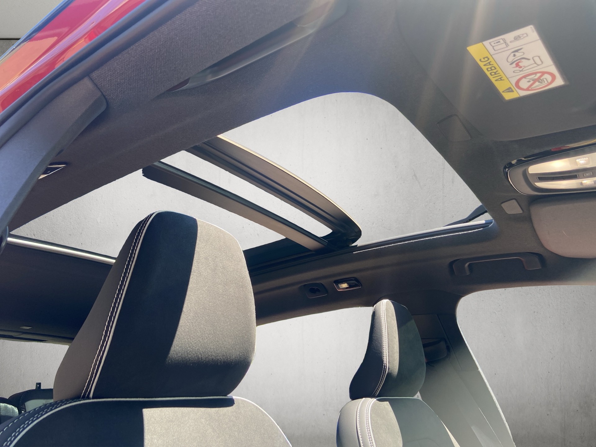 VOLVO XC40 Recharge P8 Twin AWD Pure Electric Pro-image-11