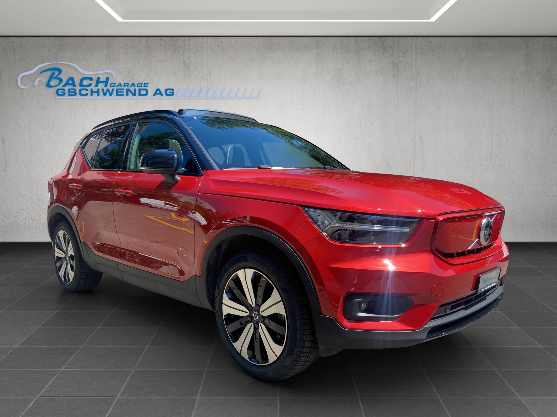 VOLVO XC40 Recharge P8 Twin AWD Pure Electric Pro-showroom-element-1