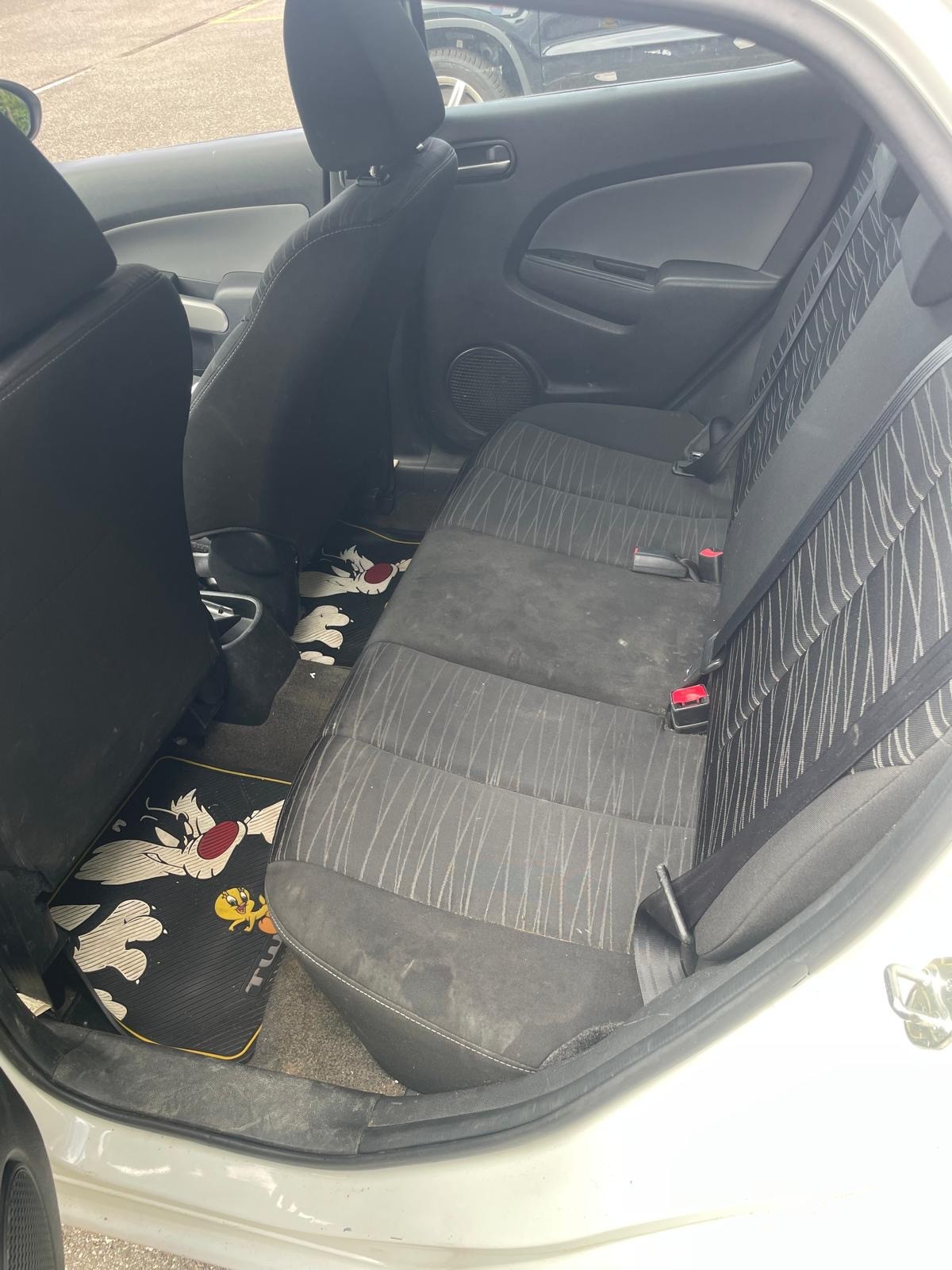 MAZDA 2 1.3i 16V Exclusive-image-4