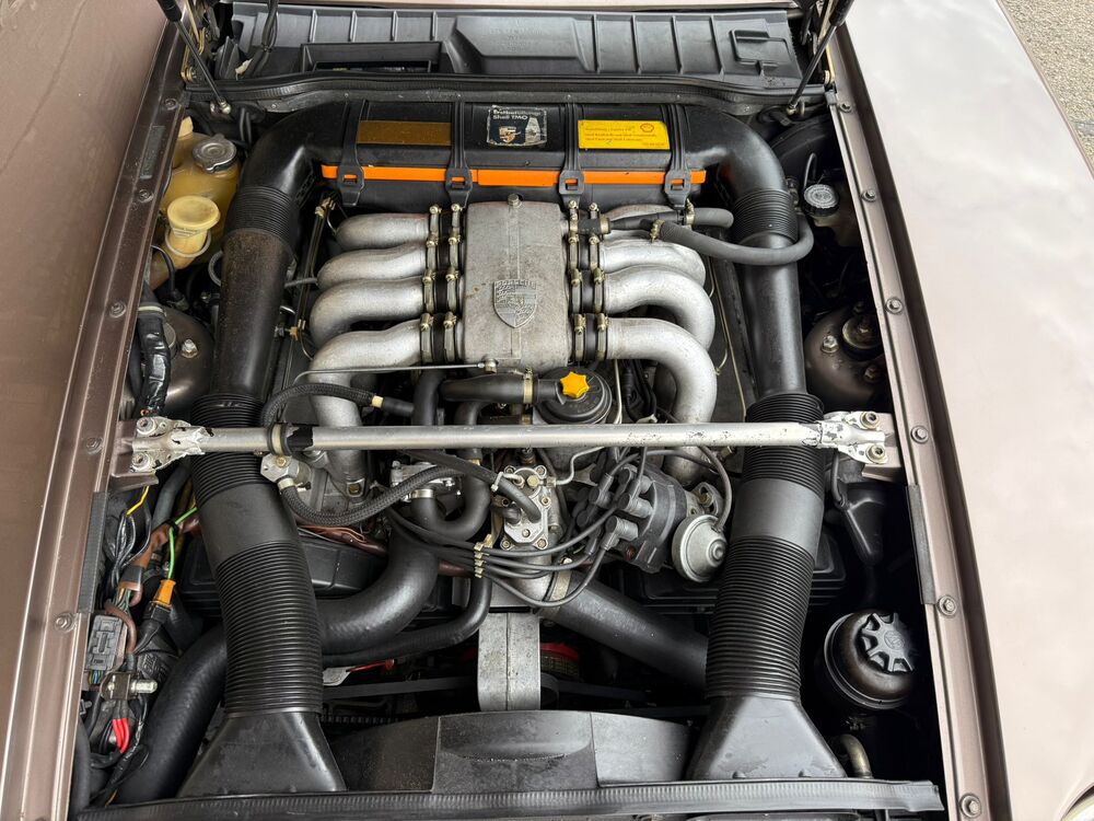PORSCHE 928 S-image-13