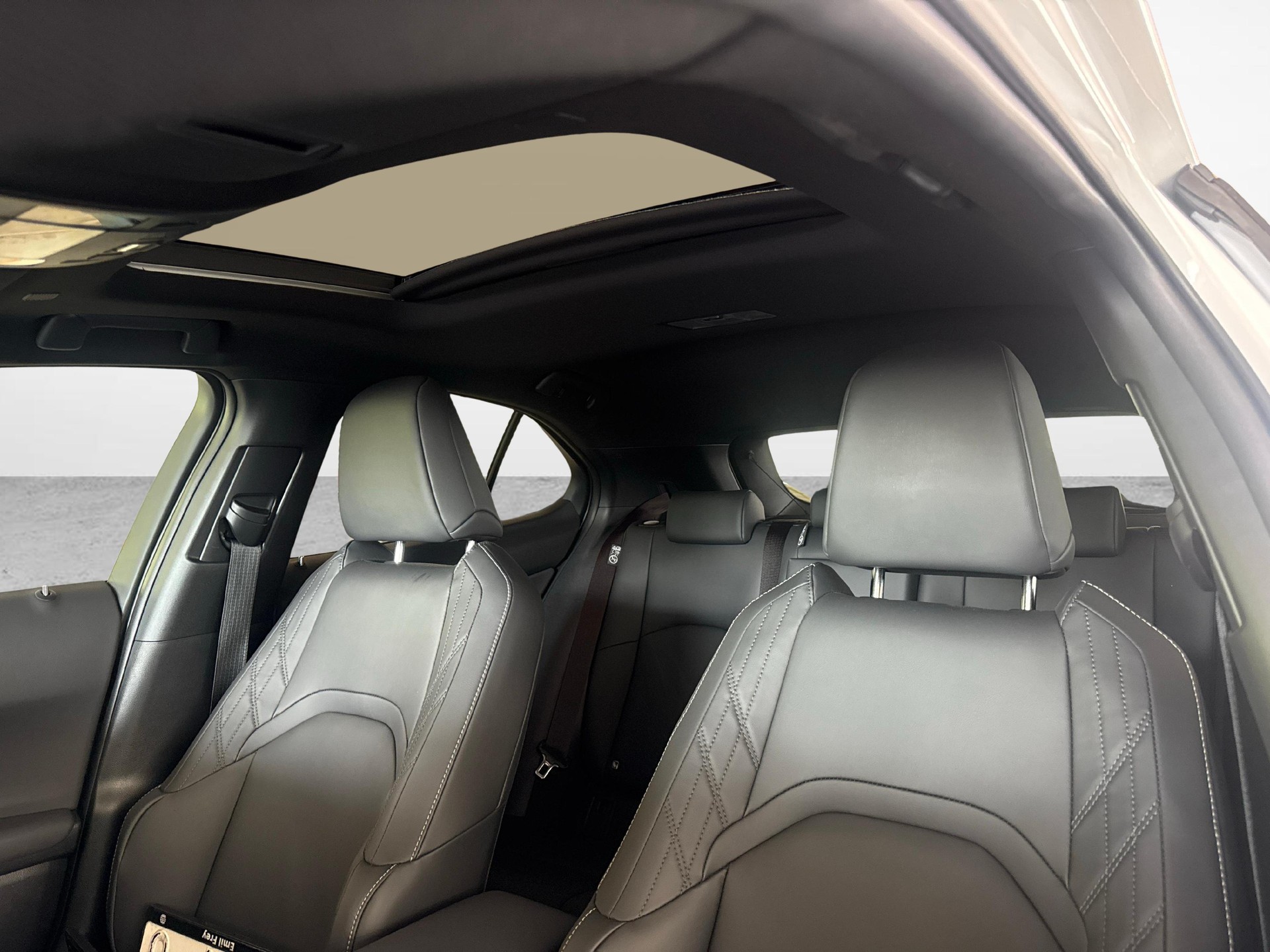 LEXUS UX 300h F-Line - Ruote invernali incluse-image-10