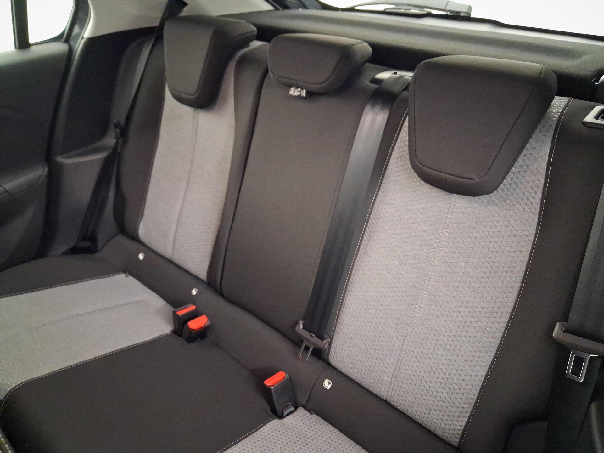 OPEL Corsa-e Edition-image-10