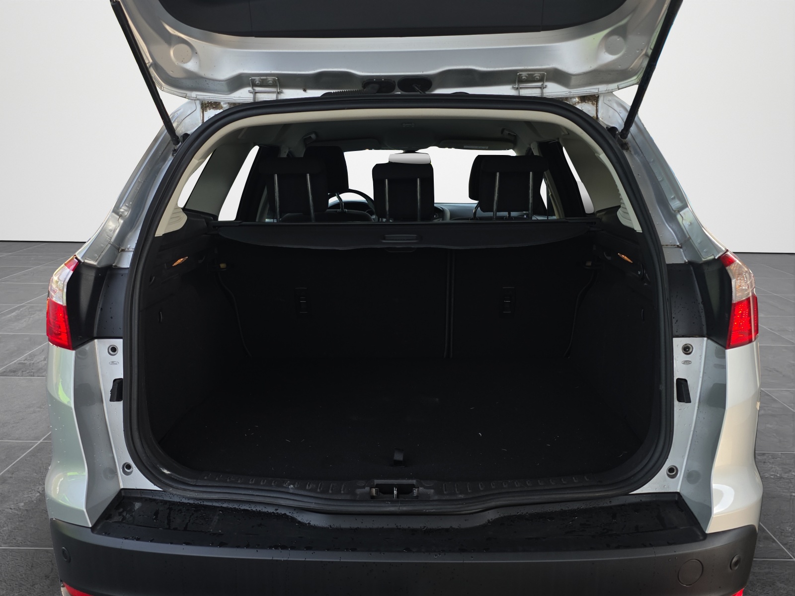 FORD Focus Station Wagon 1.0i EcoB 125 Winner-image-13