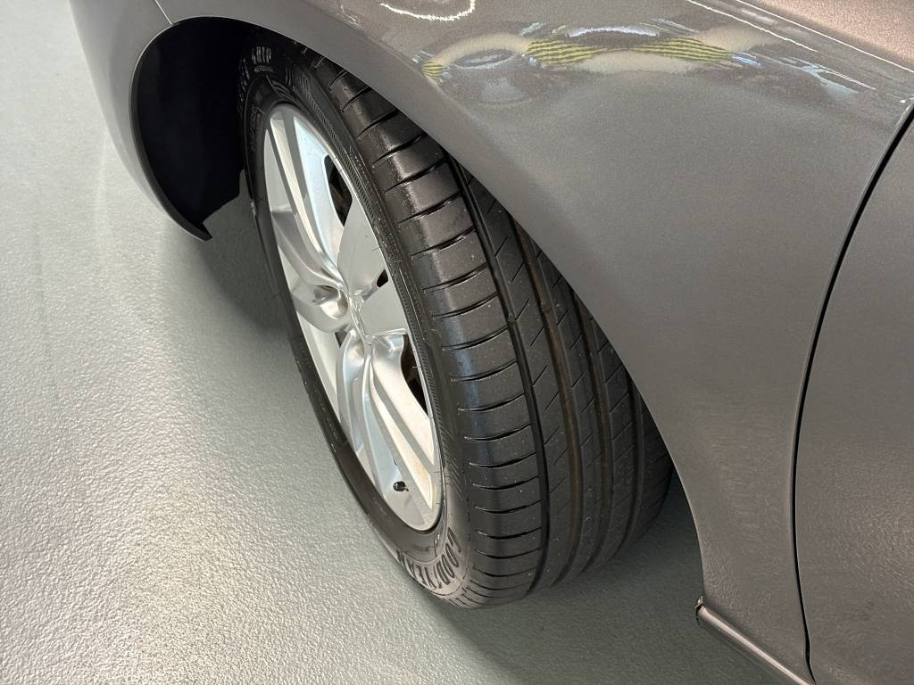 PEUGEOT 308 1.2 THP Active Automatic-image-12