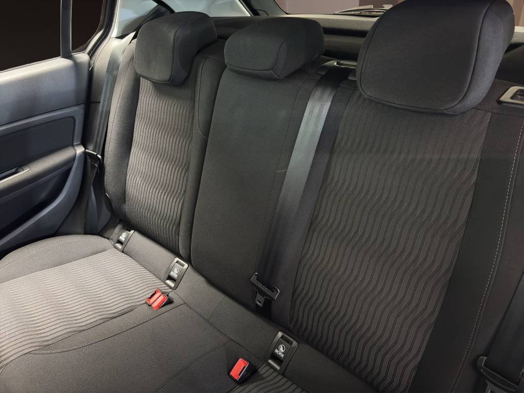 PEUGEOT 308 1.2 THP Active Automatic-image-8