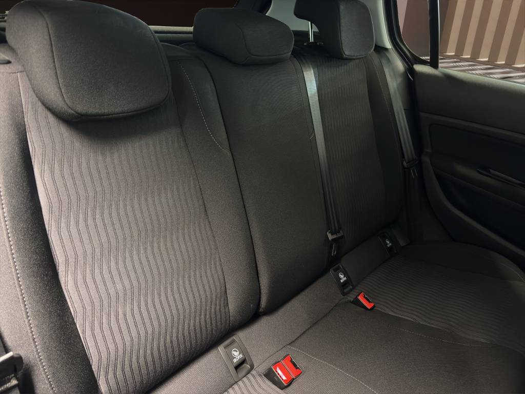PEUGEOT 308 1.2 THP Active Automatic-image-7