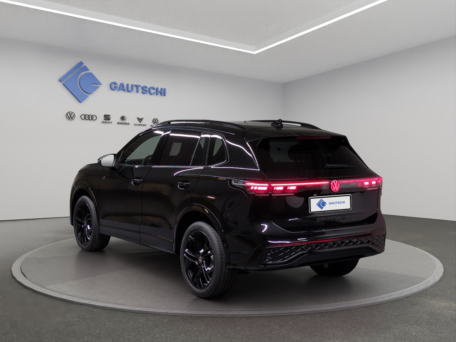 VW Tiguan 2.0 TDI SCR R-Line United 4Motion DSG-image-2