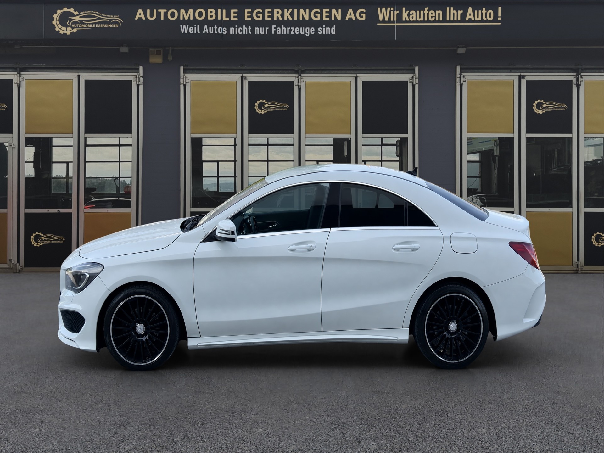 MERCEDES-BENZ CLA 200 CDI AMG Line-image-7
