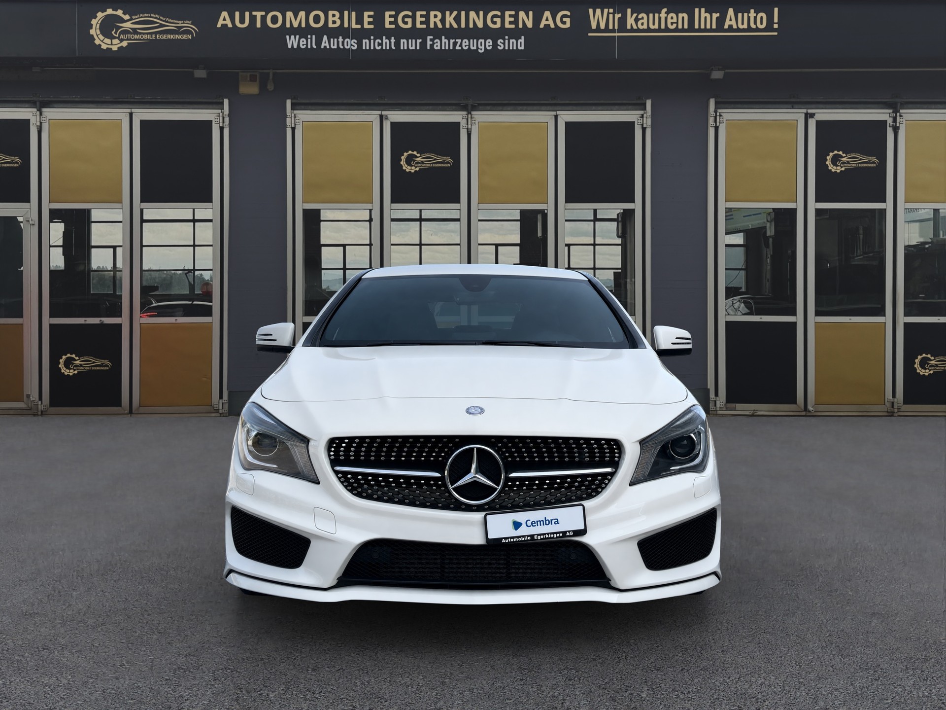 MERCEDES-BENZ CLA 200 CDI AMG Line-image-1