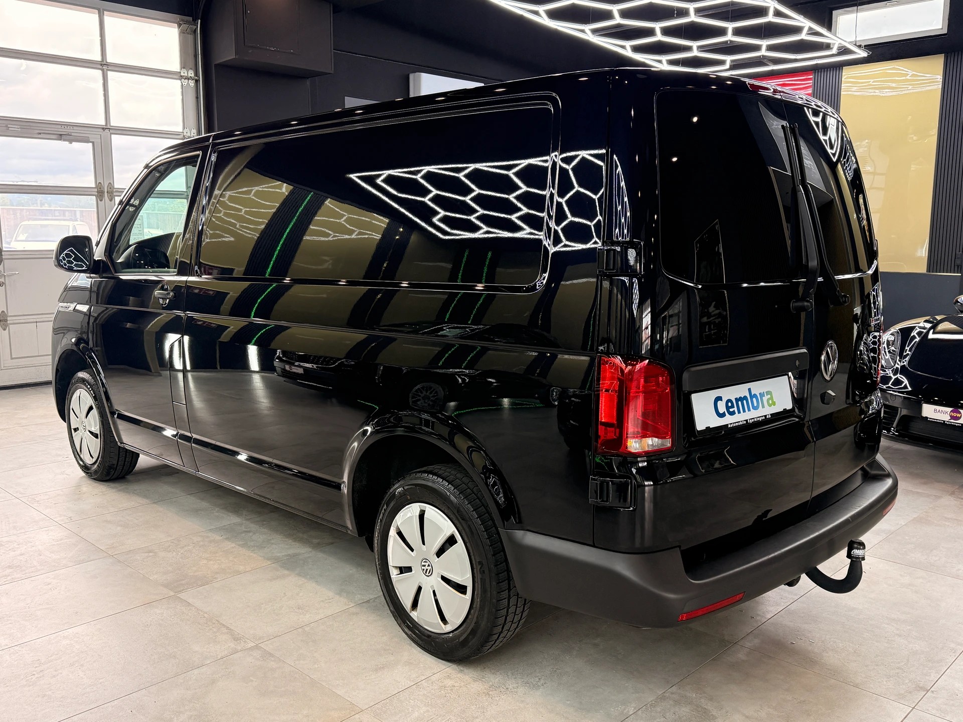 VW T6.1 2.0 TDI 4Motion DSG-image-6