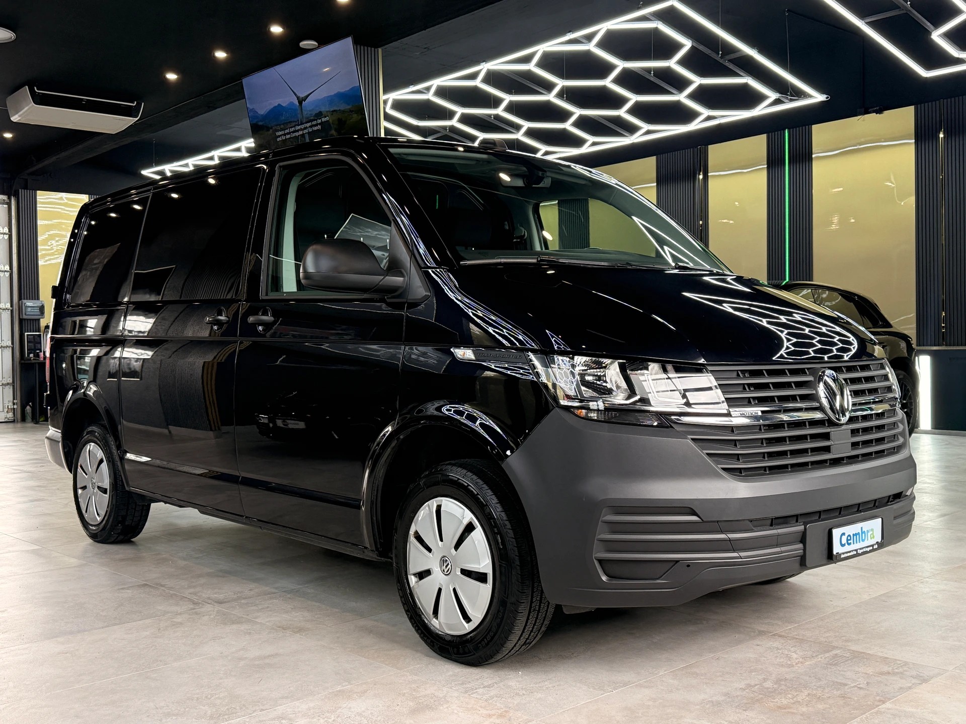 VW T6.1 2.0 TDI 4Motion DSG-showroom-element-2