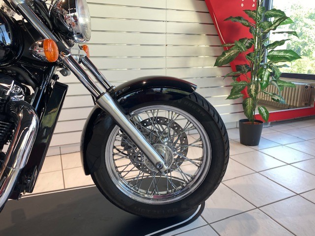 HONDA VT 1100 C2 S-W Shadow-image-4
