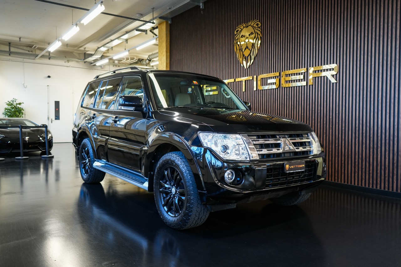 MITSUBISHI Pajero 3.2 DI-D Intense Automatic