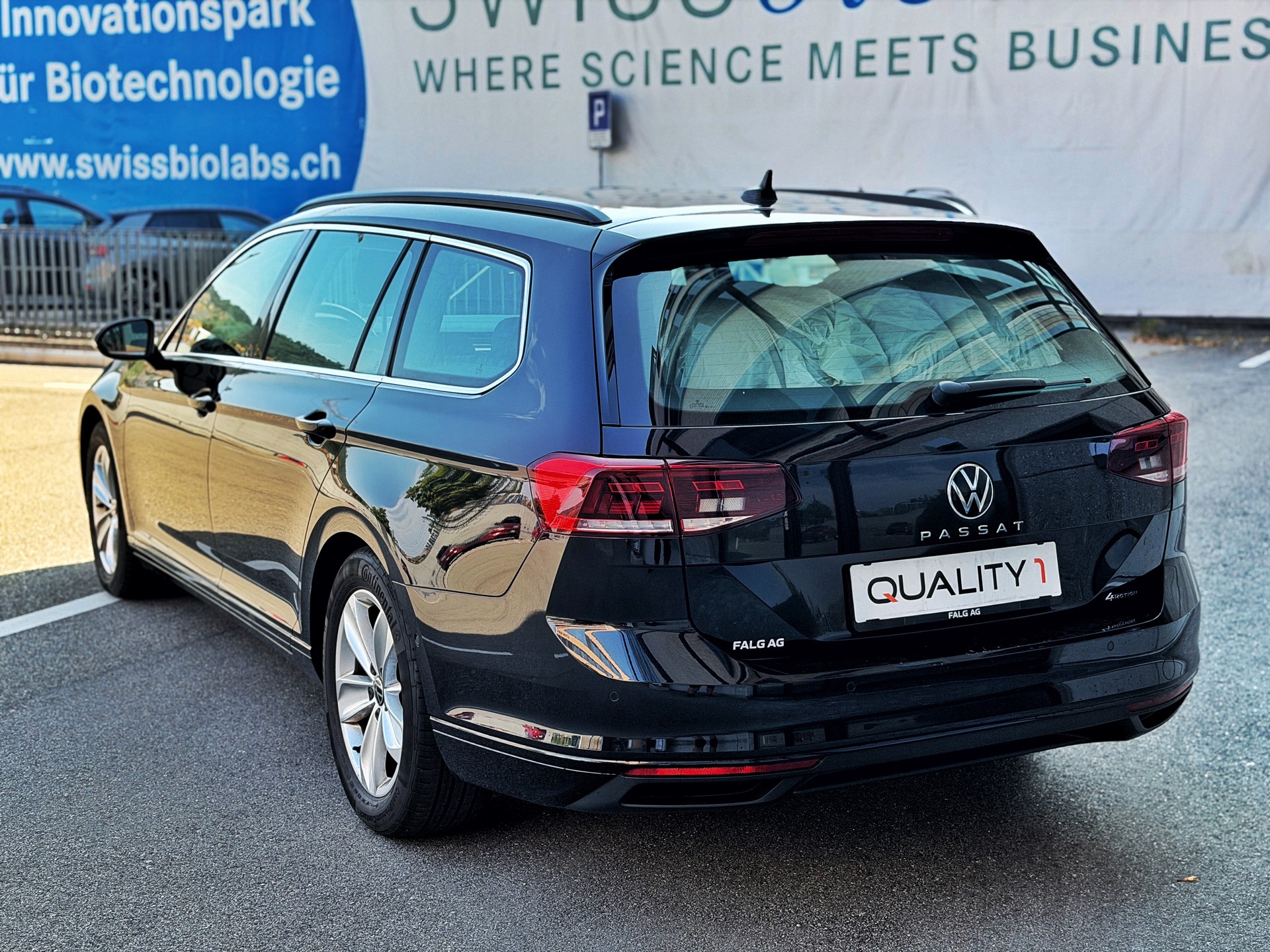 VW Passat 2.0 TDI BMT Business 4Motion DSG-image-2