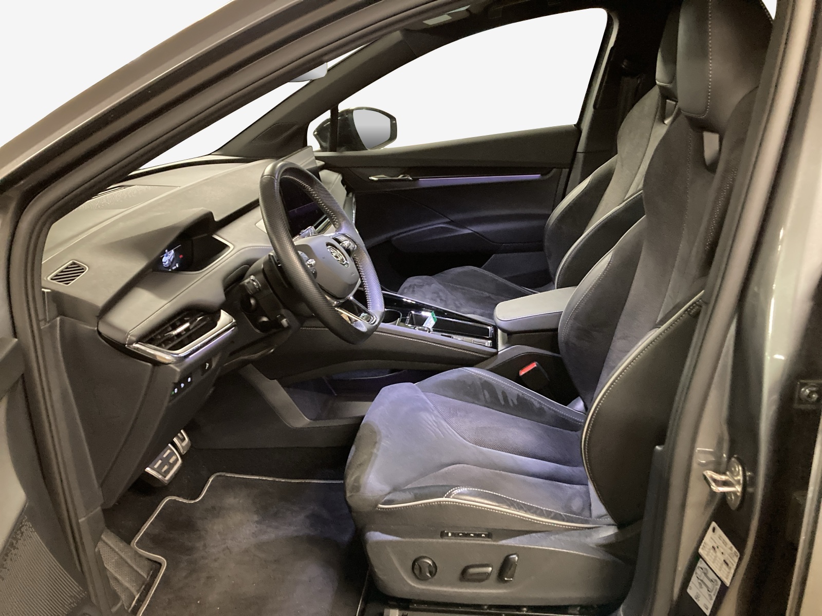 SKODA Enyaq iV 80x SportLine-image-7