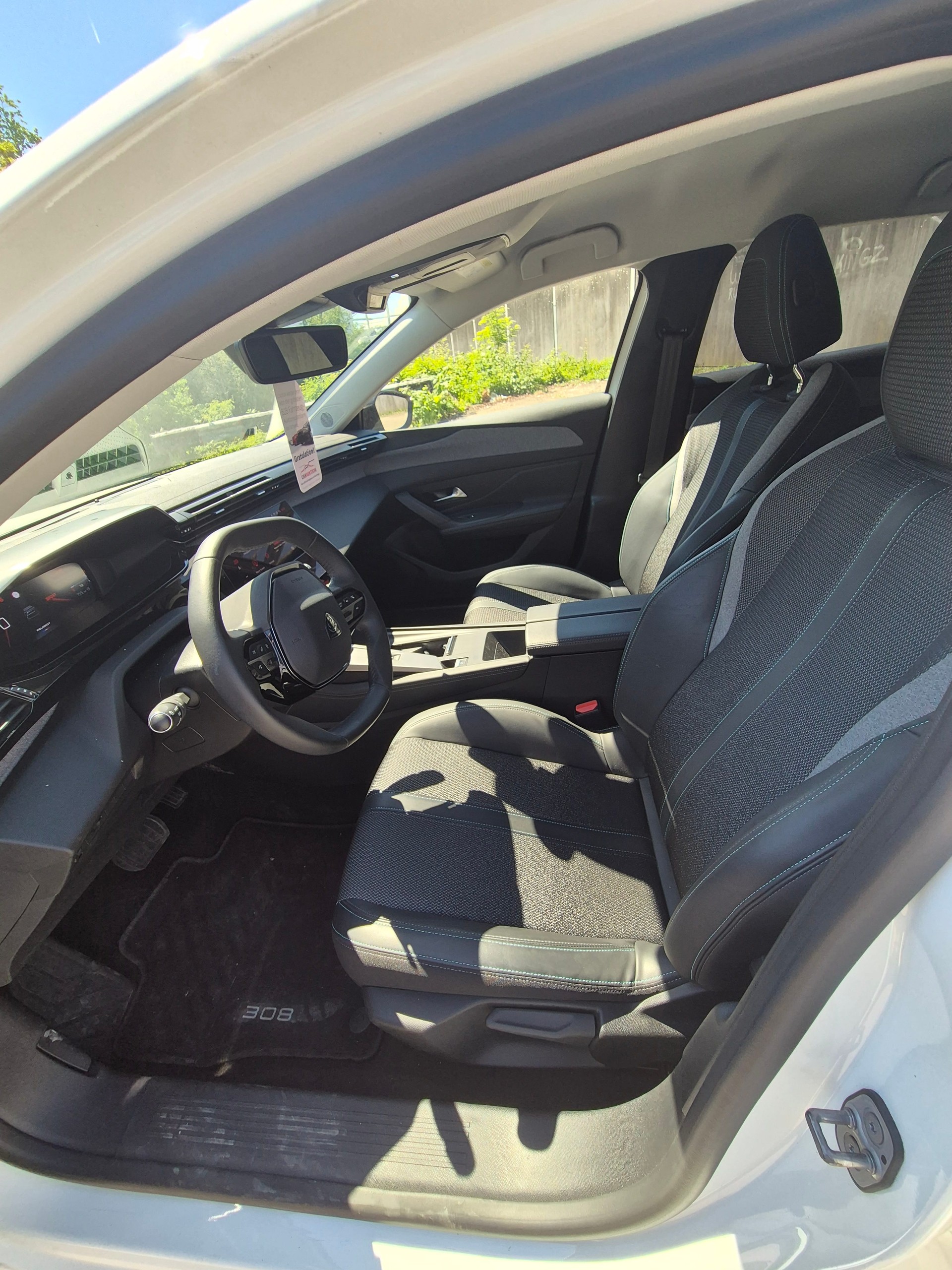 PEUGEOT 308 SW 1.5 BlueHDI Allure Pack EAT8-image-8