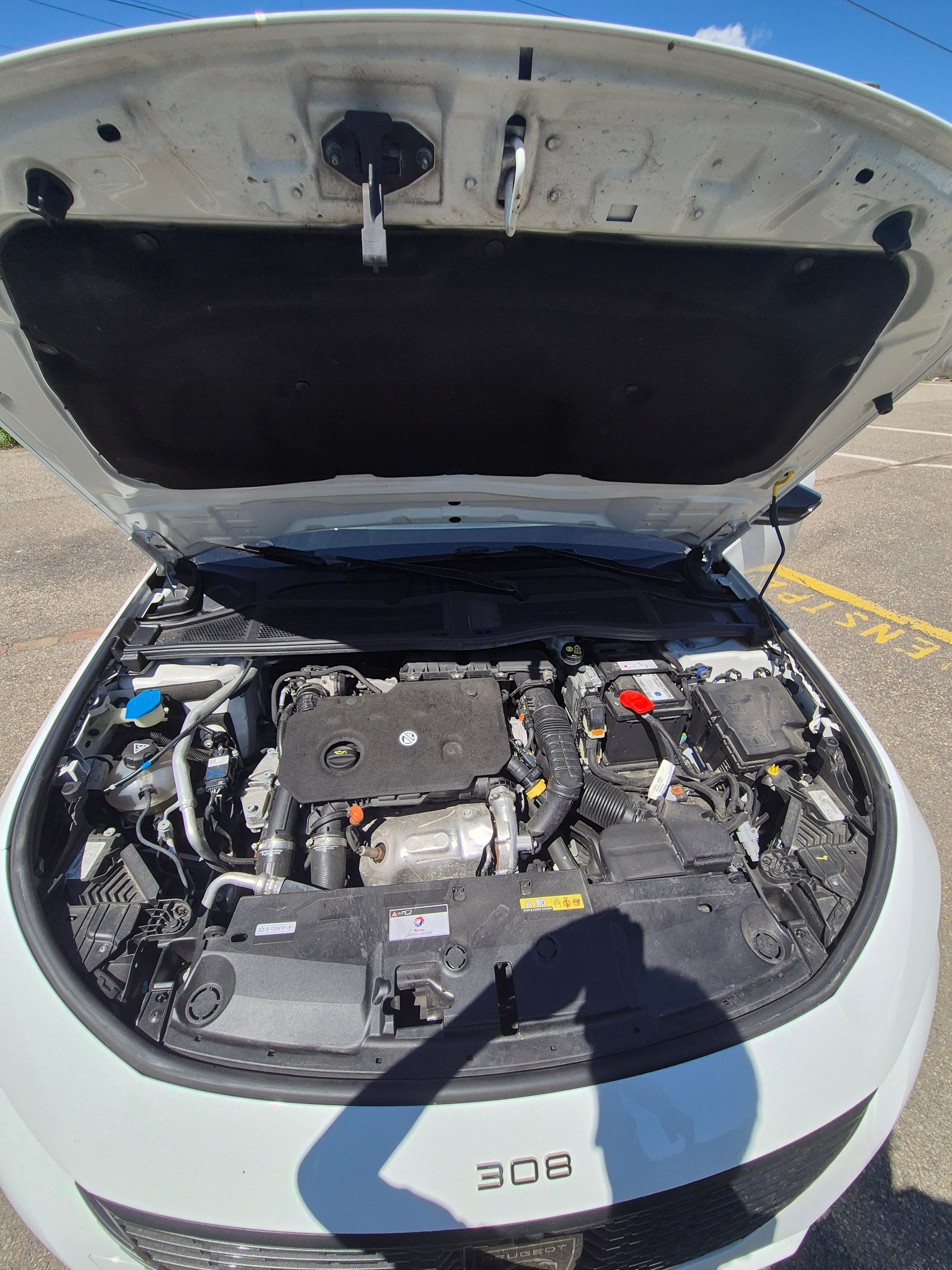 PEUGEOT 308 SW 1.5 BlueHDI Allure Pack EAT8-image-7